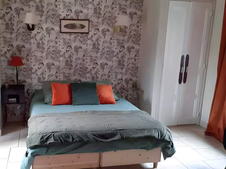 Chambre de gîte rustique, Ardèche