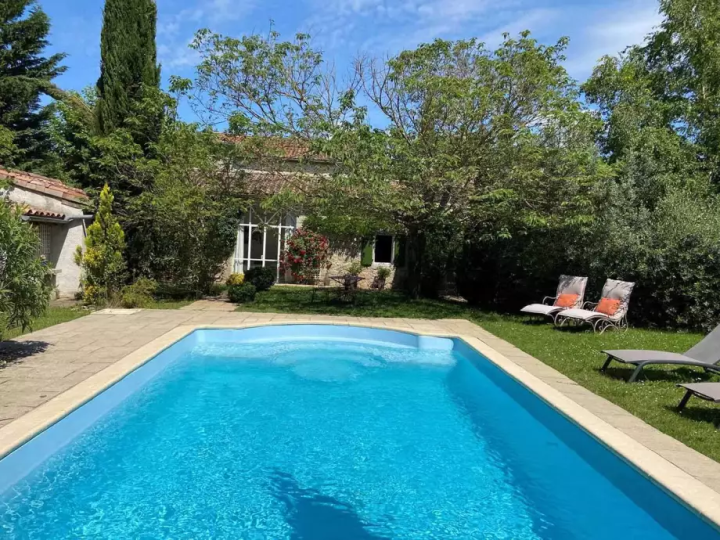 Gîte avec piscine, Ardèche