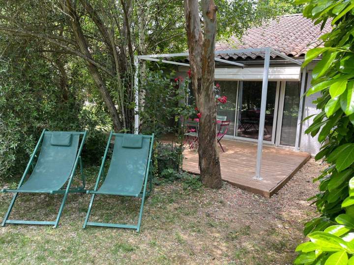 Location de gîte avec piscine en Ardèche